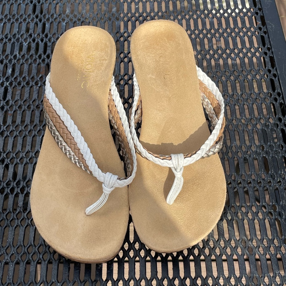 Size 7 Vionic orthaheel sandal
